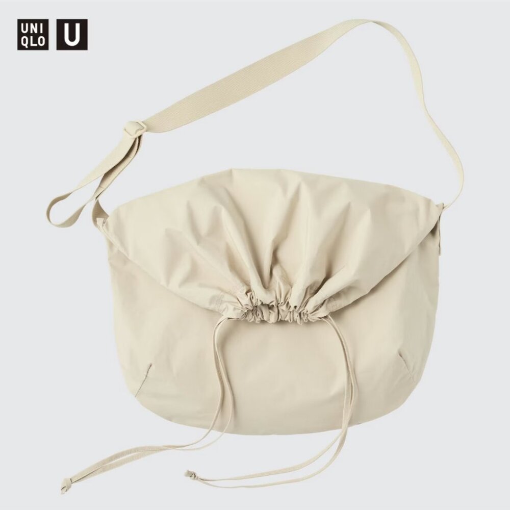 Uniqlo U Drawstring Shoulder Bag Natural